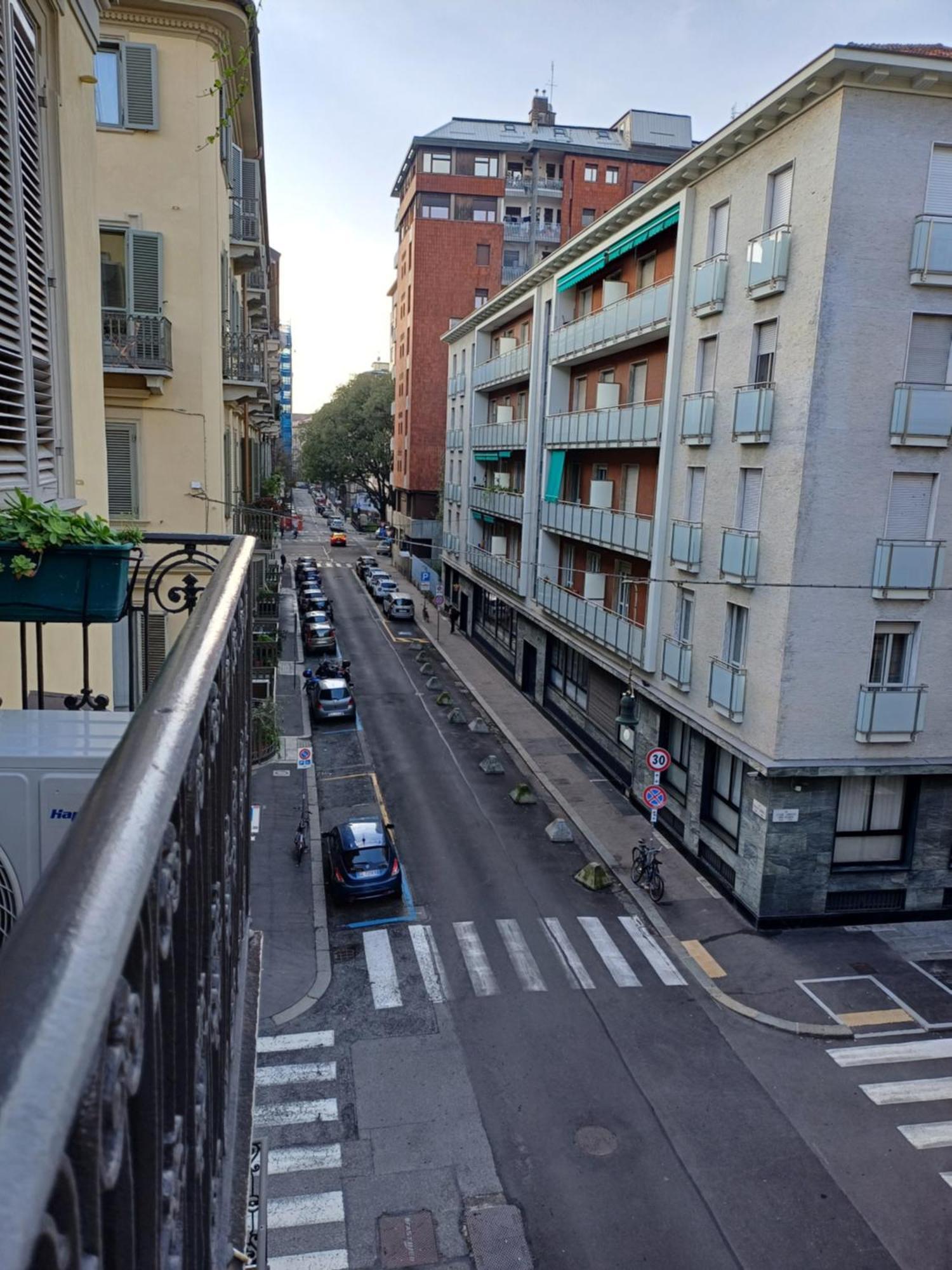 Artdeco Rooms Turin Turim Exterior foto